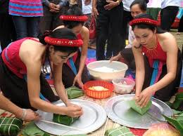 Thị trường nguyên liệu bánh chưng 'sốt giá'